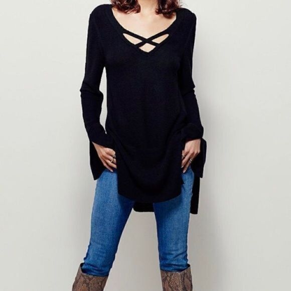 Like New Free People Black Criss Cross Tunic Boho Knit Sweater - Picture 4 of 9